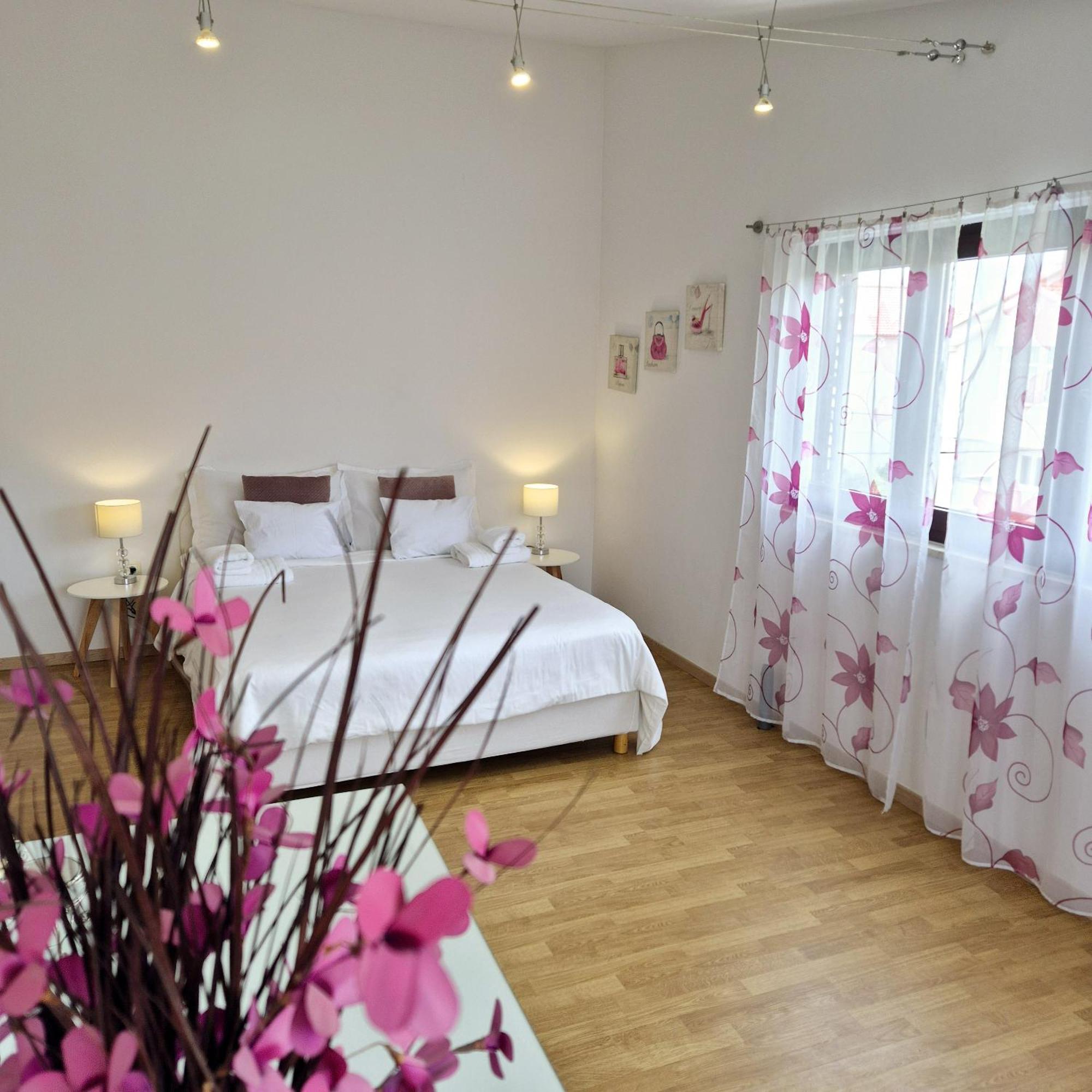 Apartment Olivia Kastela