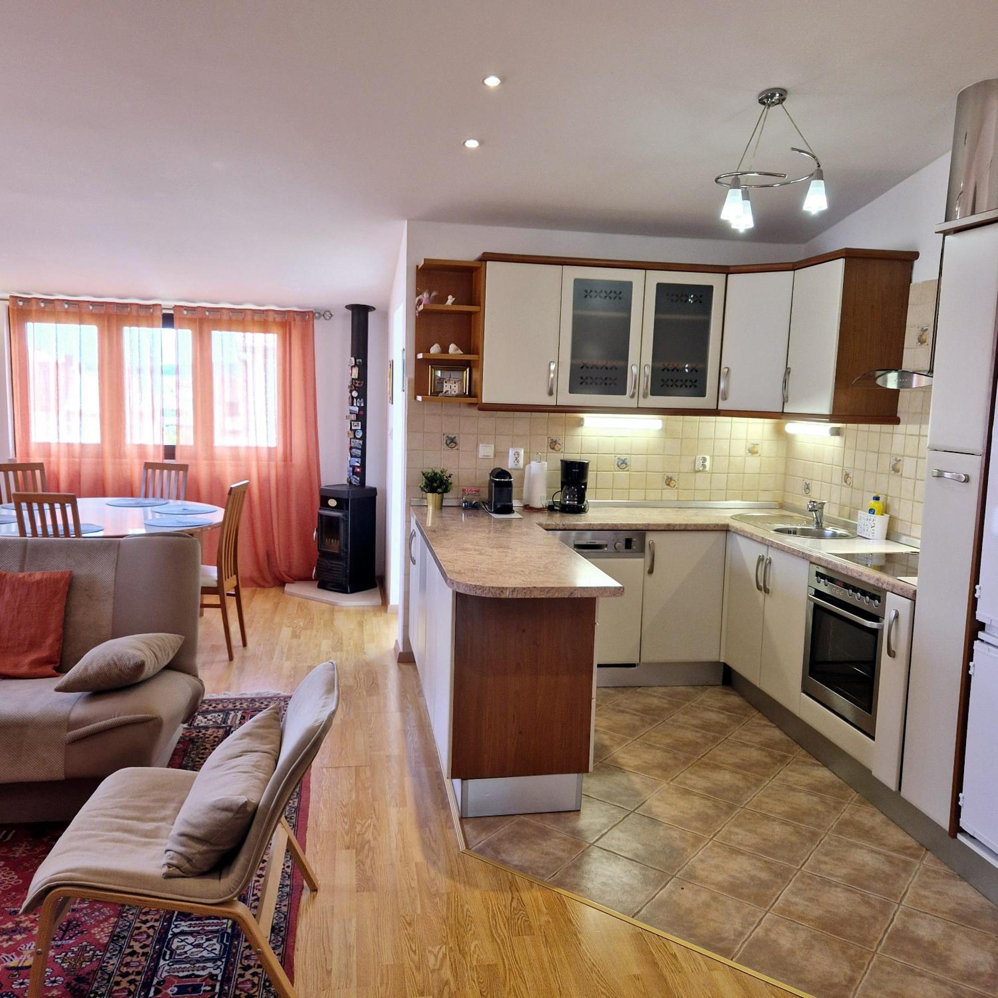 Apartment Olivia Kastela