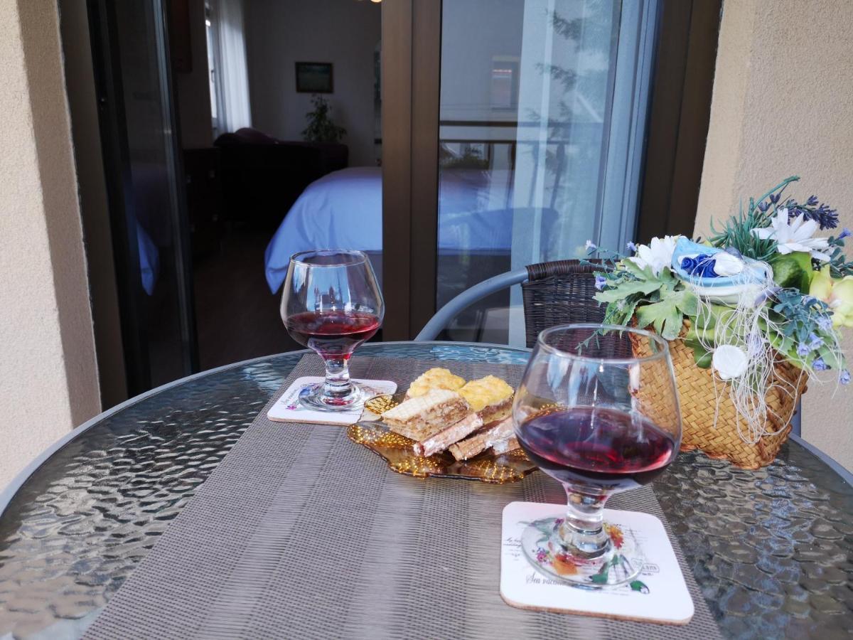 Apartament Olivia *